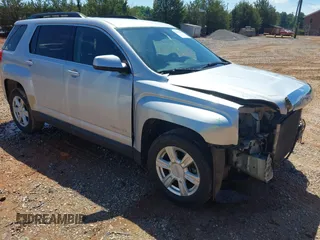 2014 GMC Terrain SLE z VIN 2GKALREK5E6219257, wystawiony jako IAAI lot #42236251 z przebiegiem 141 344 mil mil oraz . Historia ofert i sprzedaży dostępna na DreamBid. Obrazek 1.