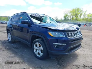 2018 Jeep Compass Latitude z VIN 3C4NJDBB4JT418607, wystawiony jako IAAI lot #42193644 z przebiegiem Nie podano mil oraz . Historia ofert i sprzedaży dostępna na DreamBid. Obrazek 1.