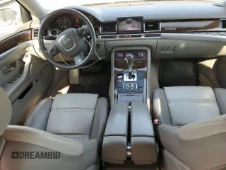 2007 Audi S8 z VIN WAUPN44E07N005416, wystawiony jako Copart lot #69204034 z przebiegiem 111 863 mil mil oraz Szkoda całkowita • Salvage title. Historia ofert i sprzedaży dostępna na DreamBid. Obrazek 8.