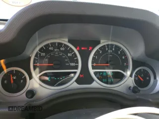 2010 Jeep Wrangler Sahara с VIN 1J4AA5D10AL181225, выставлен на аукционе Copart как лот 79696464 с пробегом 90 139 миль миль и Списание • Salvage title. История ставок и продаж доступна на DreamBid. Изображение 9.