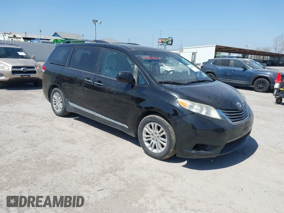2013 Toyota Sienna XLE AAS z VIN 5TDYK3DC6DS340954, wystawiony jako IAAI lot #41883676 z przebiegiem 190 812 mil mil oraz . Historia ofert i sprzedaży dostępna na DreamBid. Obrazek 1.