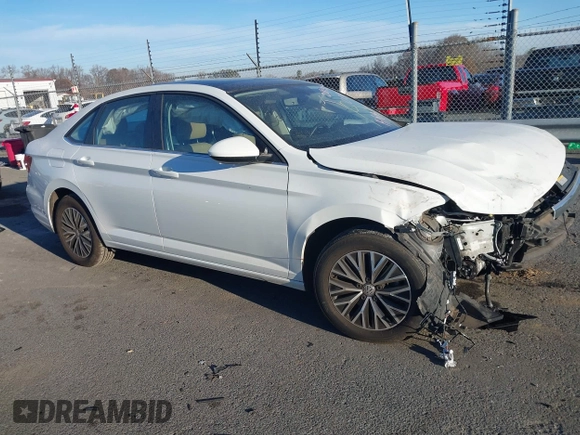 2020 Volkswagen Jetta S with VIN 3VWC57BU6LM090096, listed as a IAAI auction lot 41160033 with 35,530 mi miles and . Bid and sale history available at DreamBid. Image 1.