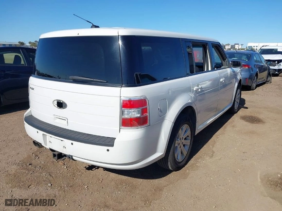 2011 Ford Flex SE with VIN 2FMGK5BC3BBD19905, listed as a IAAI auction lot 41319212 with 273,601 mi miles. Bid and sale history available at carsss.com. Image 4.
