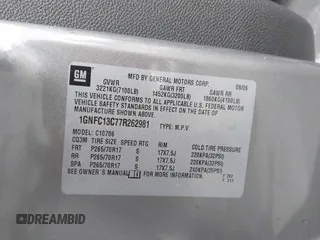 2007 Chevrolet Tahoe LS z VIN 1GNFC13C77R262981, wystawiony jako IAAI lot #41457057 z przebiegiem 116 394 mil mil oraz . Historia ofert i sprzedaży dostępna na DreamBid. Obrazek 9.