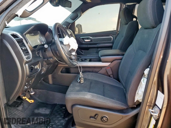 2019 Ram 1500 Big Horn с VIN 1C6SRFFT8KN719898, выставлен на аукционе Copart как лот 62177255 с пробегом 68 637 миль миль и Списание • Salvage title. История ставок и продаж доступна на DreamBid. Изображение 7.