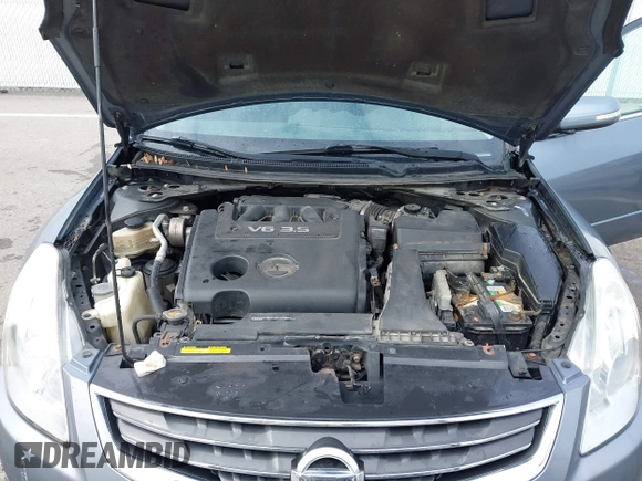 2010 Nissan Altima 3.5 SR with VIN 1N4BL2APXAN461269, listed as a IAAI auction lot 41688378 with 165,751 mi miles. Bid and sale history available at carsss.com. Image 10.