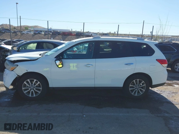 2016 Nissan Pathfinder S with VIN 5N1AR2MN7GC638875, listed as a IAAI auction lot 41996143 with 92,637 mi miles and . Bid and sale history available at DreamBid. Image 14.