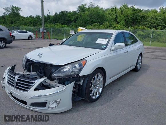 2013 Hyundai Equus Signature with VIN KMHGH4JH2DU059788, listed as a IAAI auction lot 42136278 with 68,672 mi miles and . Bid and sale history available at DreamBid. Image 2.