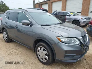 2017 Nissan Rogue SL z VIN 5N1AT2MV5HC895925, wystawiony jako IAAI lot #42285217 z przebiegiem 107 082 mil mil oraz . Historia ofert i sprzedaży dostępna na DreamBid. Obrazek 1.