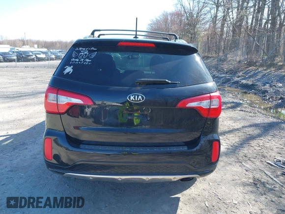2015 Kia Sorento SX with VIN 5XYKWDA79FG619256, listed as a IAAI auction lot 42088747 with 203,335 mi miles. Bid and sale history available at carsss.com. Image 16.