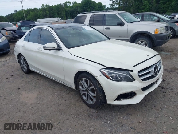 2017 Mercedes-Benz C 300 с VIN 55SWF4JB9HU179554, выставлен на аукционе IAAI как лот 42290729 с пробегом 142 389 миль миль и . История ставок и продаж доступна на DreamBid. Изображение 1.