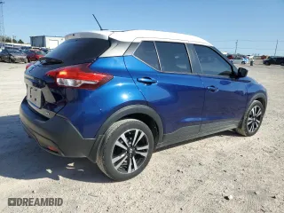 2018 Nissan Kicks SV with VIN 3N1CP5CU6JL520747, listed as a Copart auction lot 52499745 with 27,674 mi miles and Salvage Title. Bid and sale history available at carsss.com. Image 3.