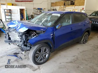2021 Kia Seltos LX with VIN KNDEPCAA9M7130463, listed as a Copart auction lot 49376015 with 52,476 mi miles and Salvage Title. Bid and sale history available at carsss.com. Image 1.