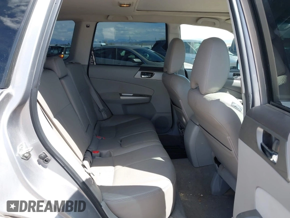 2010 Subaru Forester 2.5X Limited with VIN JF2SH6DC5AH777741, listed as a IAAI auction lot 42117516 with 95,345 mi miles. Bid and sale history available at carsss.com. Image 8.