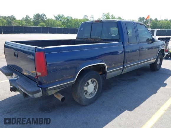 1998 Chevrolet Silverado 1500 with VIN 2GCEC19R6W1164452, listed as a IAAI auction lot 42166798 with 278,026 mi miles and . Bid and sale history available at DreamBid. Image 4.