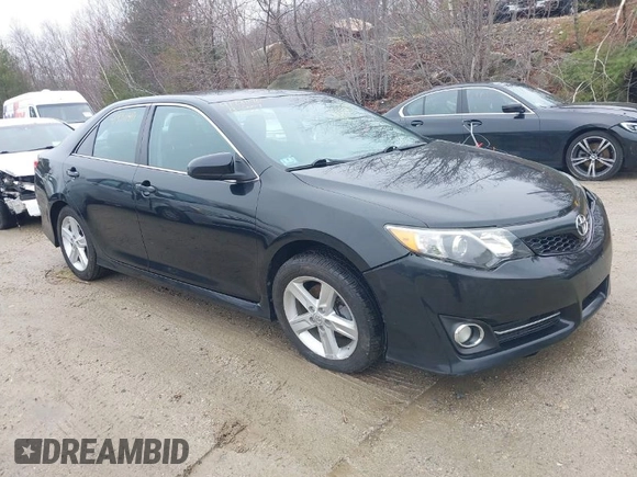 2013 Toyota Camry L with VIN 4T1BF1FK6DU300030, listed as a IAAI auction lot 41931140 with 99,536 mi miles. Bid and sale history available at carsss.com. Image 1.