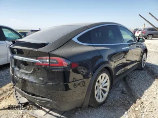 2016 Tesla Model X 70D z VIN 5YJXCBE25GF004035, wystawiony jako Copart lot #43964955 z przebiegiem 127 100 mil mil oraz Szkody całkowita. Historia ofert i sprzedaży dostępna na DreamBid. Obrazek 3.
