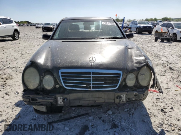2000 Mercedes-Benz E 320 with VIN WDBJF65J9YB053219, listed as a Copart auction lot 53261565 with Not Provided miles and Salvage Title. Bid and sale history available at DreamBid. Image 5.