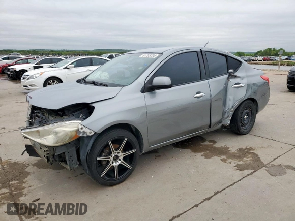 2012 Nissan Versa SL with VIN 3N1CN7AP6CL933091, listed as a Copart auction lot 51705795 with 136,418 mi miles and Salvage Title. Bid and sale history available at carsss.com. Image 1.