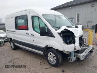 2016 Ford Transit Cargo z VIN 1FTYR2CM0GKA52729, wystawiony jako IAAI lot #41458697 z przebiegiem 221 584 mil mil oraz . Historia ofert i sprzedaży dostępna na DreamBid. Obrazek 1.