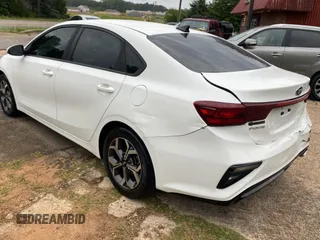 2019 Kia Forte LXS with VIN 3KPF24AD9KE122640, listed as a Copart auction lot 59232695 with 158,160 mi miles and Clean title. Bid and sale history available at DreamBid. Image 3.