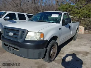 2007 Ford F-150 XL with VIN 1FTRF12W87KC81895, listed as a IAAI auction lot 41214873 with 231,058 mi miles. Bid and sale history available at carsss.com. Image 2.