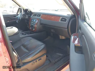 2008 Chevrolet Silverado 1500 LTZ with VIN 3GCEK13J68G265717, listed as a IAAI auction lot 41406840 with 232,153 mi miles. Bid and sale history available at carsss.com. Image 5.