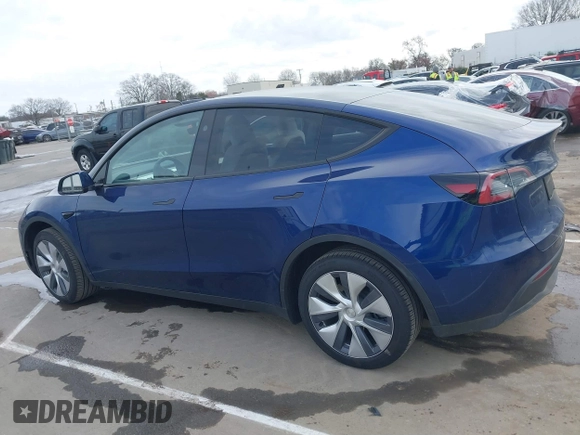2024 Tesla Model Y Long Range z VIN 7SAYGDEE9RA244657, wystawiony jako IAAI lot #41694621 z przebiegiem 12 991 mil mil oraz . Historia ofert i sprzedaży dostępna na DreamBid. Obrazek 15.