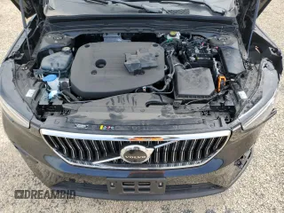 2024 Volvo XC40 Plus Bright Theme with VIN YV4L12UE4R2366179, listed as a Copart auction lot 56550015 with 863 mi miles and Salvage title. Bid and sale history available at DreamBid. Image 12.