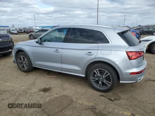2020 Audi Q5 Premium Plus with VIN WA1E2AFY5L2046865, listed as a Copart auction lot 53377435 with 15,297 mi miles and Salvage title. Bid and sale history available at DreamBid. Image 2.