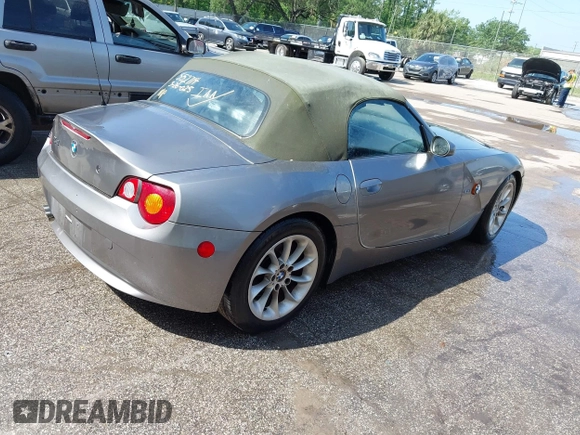 2004 BMW Z4 2.5i with VIN 4USBT33544LS52714, listed as a IAAI auction lot 41899891 with Not provided miles and . Bid and sale history available at DreamBid. Image 4.