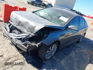 2013 Hyundai Sonata Limited with VIN 5NPEC4AB5DH640167, listed as a IAAI auction lot 40609887 with 93,611 mi miles and . Bid and sale history available at DreamBid. Image 17.