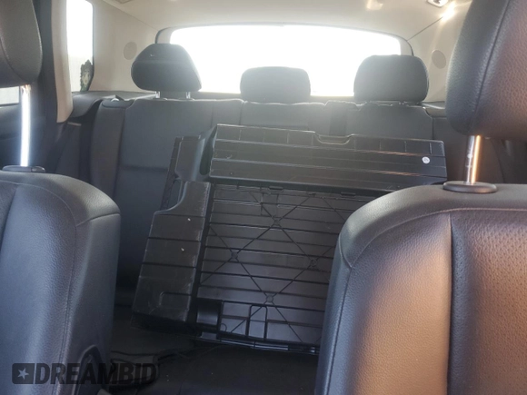 2010 Mercedes-Benz GLK 350 with VIN WDCGG8HB0AF329692, listed as a Copart auction lot 65003564 with Not Provided miles and Salvage Title. Bid and sale history available at DreamBid. Image 10.