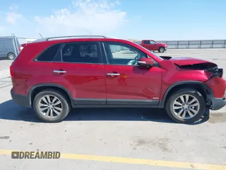 2011 Kia Sorento EX with VIN 5XYKUDA24BG038946, listed as a IAAI auction lot 41915613 with 150,274 mi miles. Bid and sale history available at carsss.com. Image 13.
