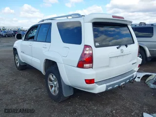 2005 Toyota 4Runner SR5 with VIN JTEBU14R850075897, listed as a IAAI auction lot 41744928 with 195,455 mi miles. Bid and sale history available at carsss.com. Image 3.