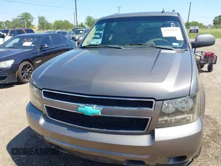 2012 Chevrolet Tahoe LT with VIN 1GNSCBE00CR105259, listed as a IAAI auction lot 42190925 with Not provided miles and . Bid and sale history available at DreamBid. Image 6.