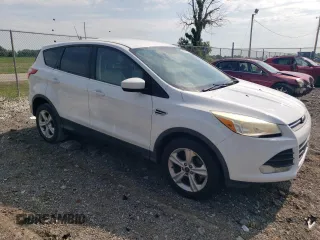2013 Ford Escape SE with VIN 1FMCU0GX7DUC04518, listed as a Copart auction lot 64298255 with 97,090 mi miles and Clean title. Bid and sale history available at DreamBid. Image 4.