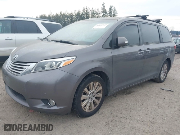 2015 Toyota Sienna Ltd with VIN 5TDDK3DC4FS096867, listed as a IAAI auction lot 41451129 with 226,548 mi miles. Bid and sale history available at carsss.com. Image 17.