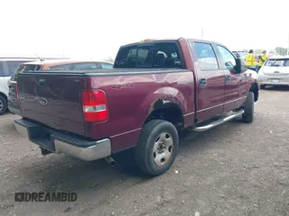 2005 Ford F-150 XLT z VIN 1FTPW145X5FA79884, wystawiony jako IAAI lot #42631899 z przebiegiem 202 964 mil mil oraz . Historia ofert i sprzedaży dostępna na DreamBid. Obrazek 4.