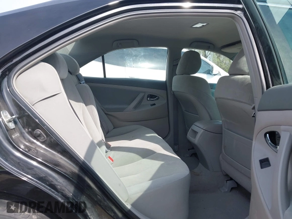 2009 Toyota Camry with VIN 4T4BE46K39R124958, listed as a IAAI auction lot 41974278 with 172,214 mi miles. Bid and sale history available at carsss.com. Image 8.