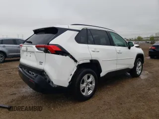 2021 Toyota RAV4 XLE with VIN 2T3P1RFV6MW228427, listed as a Copart auction lot 55323325 with 54,002 mi miles and Salvage title. Bid and sale history available at DreamBid. Image 3.