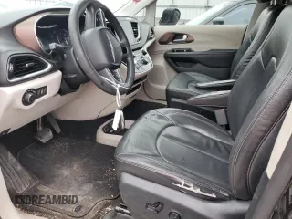 2017 Chrysler Pacifica Touring with VIN 2C4RC1DG0HR634812, listed as a Copart auction lot 85925434 with 194,385 mi miles and Salvage Title. Bid and sale history available at DreamBid. Image 7.
