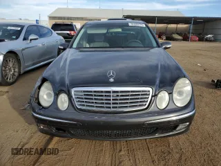 2003 Mercedes-Benz E-Class 5.0L with VIN WDBUF70J83A205550, listed as a Copart auction lot 76399474 with 118,646 mi miles and Salvage Title. Bid and sale history available at carsss.com. Image 5.