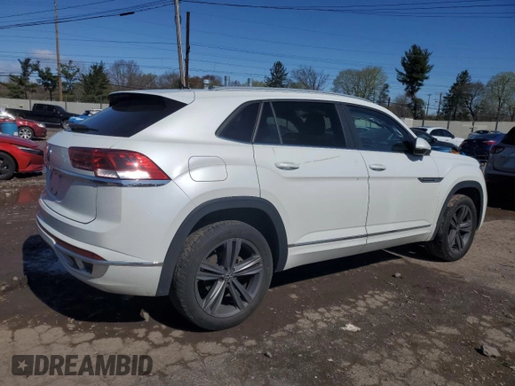 2021 Volkswagen Atlas SE with VIN 1V2PE2CA1MC237020, listed as a Copart auction lot 52083335 with 45,978 mi miles and Salvage title. Bid and sale history available at DreamBid. Image 3.