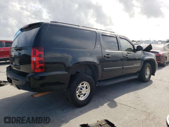 2008 Chevrolet Suburban Commercial with VIN 3GNGK26K38G313121, listed as a Copart auction lot 78526524 with 218,573 mi miles and Salvage Title. Bid and sale history available at carsss.com. Image 3.