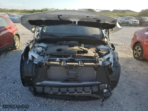 2025 Infiniti QX50 LUXE with VIN 3PCAJ5BB6SF104851, listed as a Copart auction lot 43640005 with 1,281 mi miles and Salvage Title. Bid and sale history available at carsss.com. Image 5.