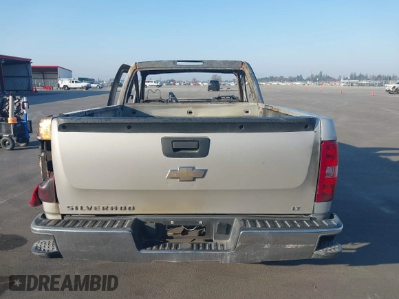 2009 Chevrolet Silverado 1500 Work Truck with VIN 1GCEC14CX9Z115933, listed as a IAAI auction lot 41469005 with Not Provided miles and . Bid and sale history available at DreamBid. Image 15.