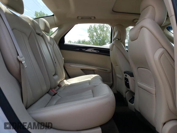 2016 Lincoln MKZ Hybrid с VIN 3LN6L2LU4GR620948, выставлен на аукционе Copart как лот 60905315 с пробегом 77 965 миль миль и Списание • Salvage title. История ставок и продаж доступна на DreamBid. Изображение 10.