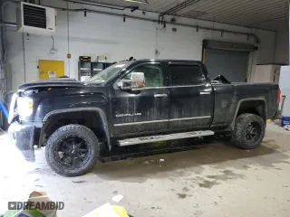 2017 GMC Sierra 2500HD Denali with VIN 1GT12UEG3HF100369, listed as a Copart auction lot 86558264 with 100,658 mi miles and Salvage Title. Bid and sale history available at carsss.com. Image 1.