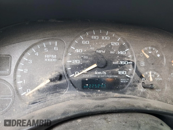 2002 Chevrolet Tahoe LT z VIN 1GNEK13Z32J217370, wystawiony jako Copart lot #59101035 z przebiegiem 225 247 mil mil oraz Czysty tytuł • Clean title. Historia ofert i sprzedaży dostępna na DreamBid. Obrazek 9.